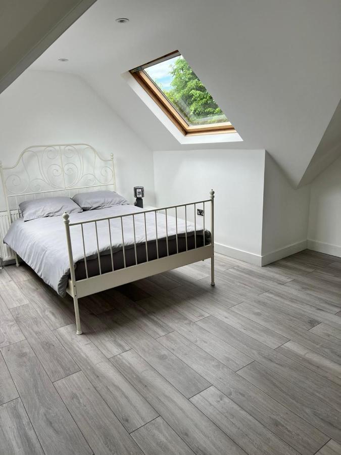 Lovely 2 Bedroom Flat With Roof Terrace In London Nw6 Exterior foto