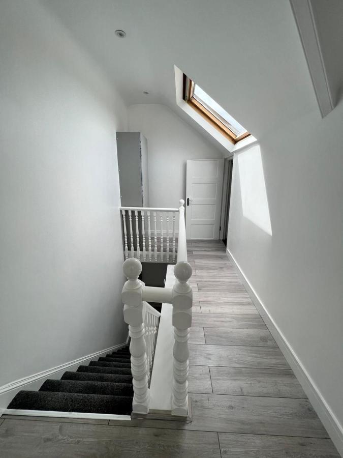 Lovely 2 Bedroom Flat With Roof Terrace In London Nw6 Exterior foto